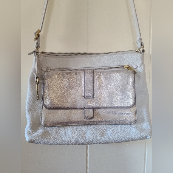 Fossil Kinley Medium Leather Ivory Gold Metallic Crossbody Purse - Picture 1 of 7